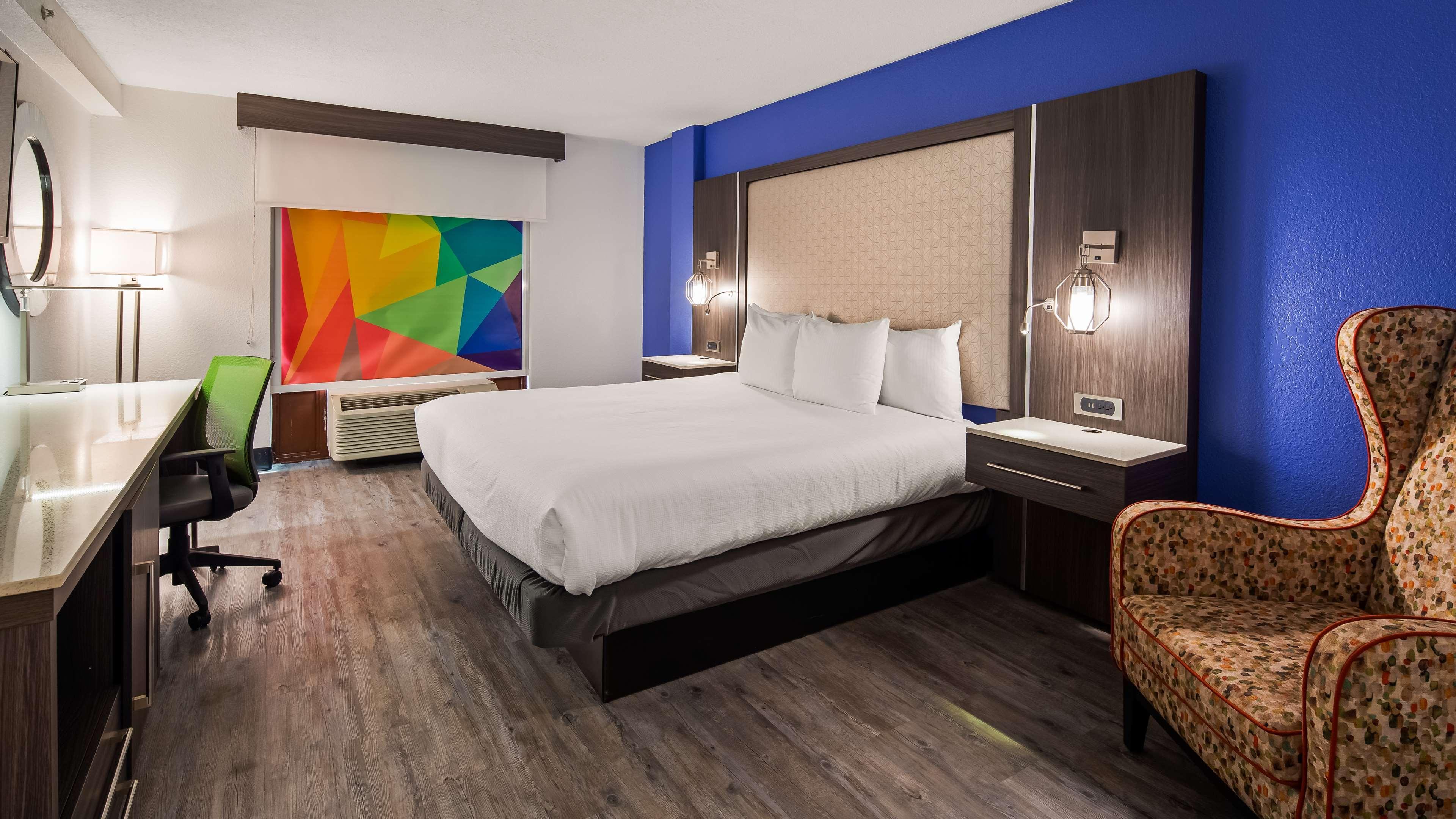 Best Western Plus Executive Residency Denver-Central Park Hotel Exterior photo