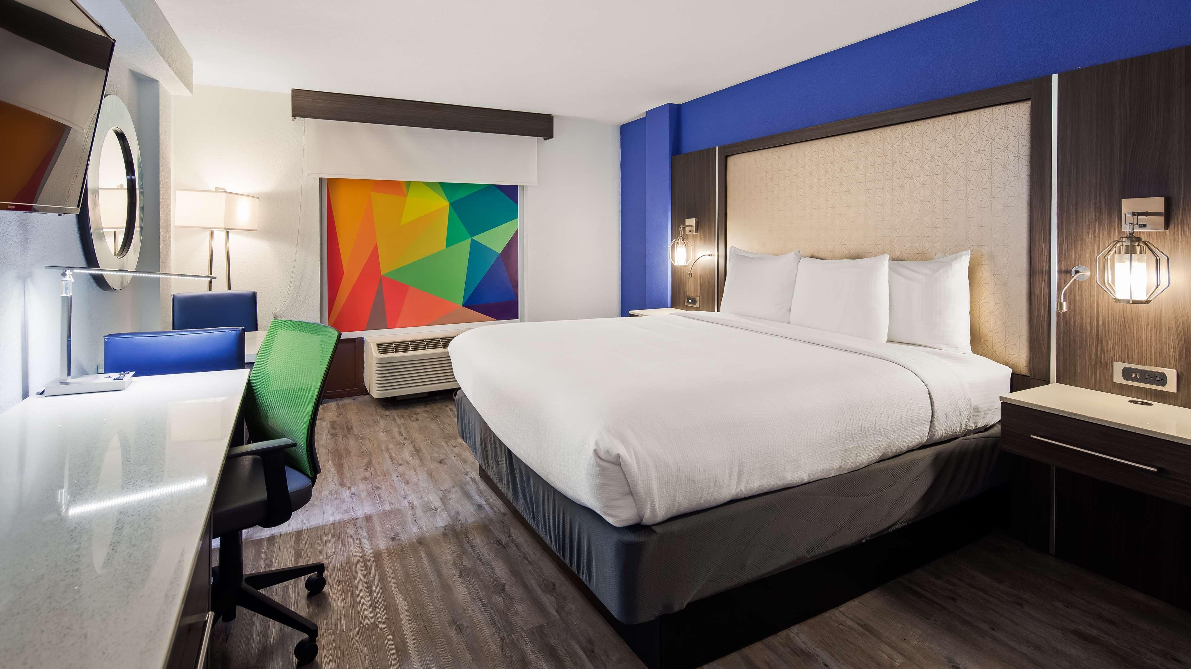 Best Western Plus Executive Residency Denver-Central Park Hotel Exterior photo