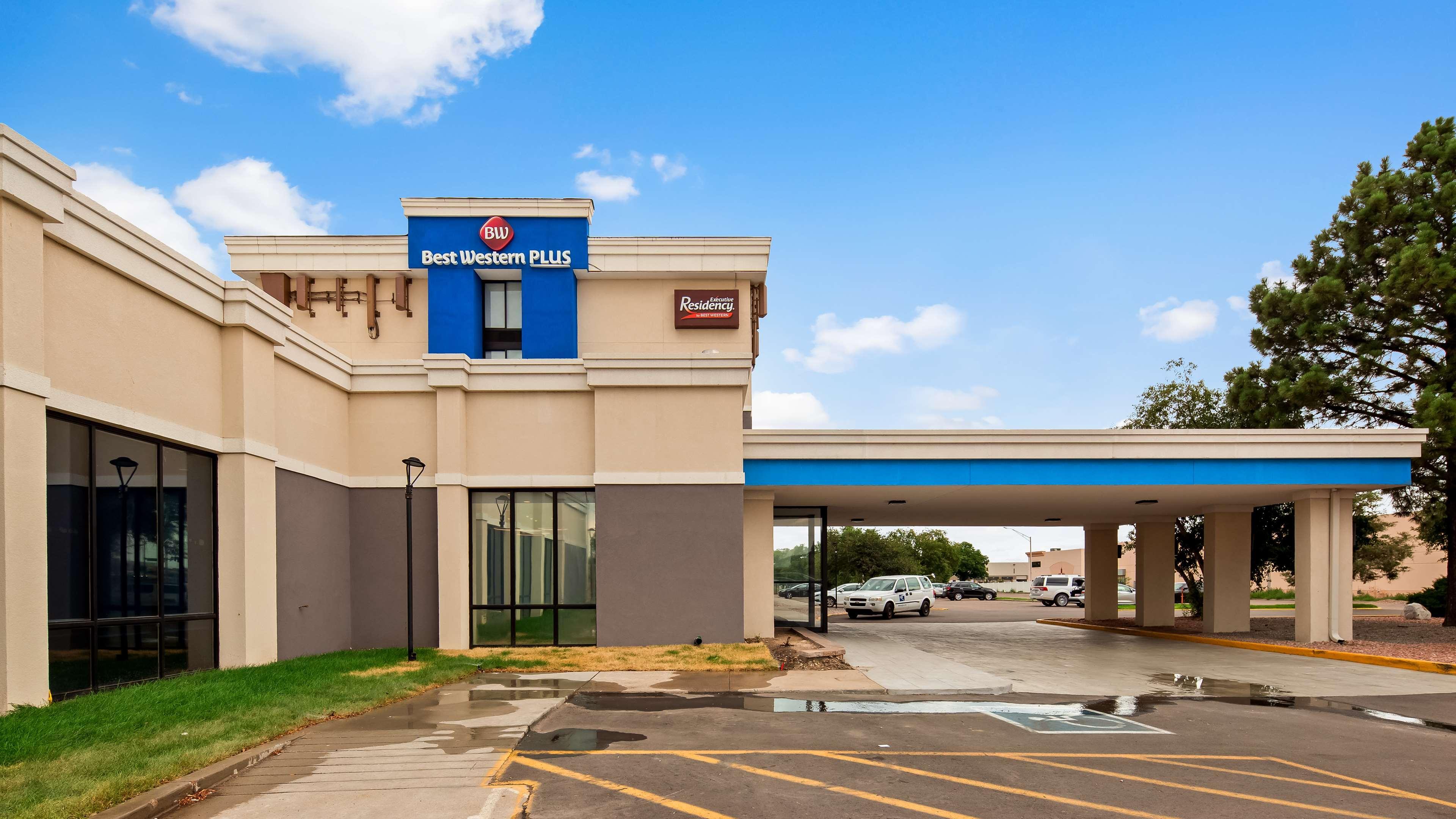 Best Western Plus Executive Residency Denver-Central Park Hotel Exterior photo