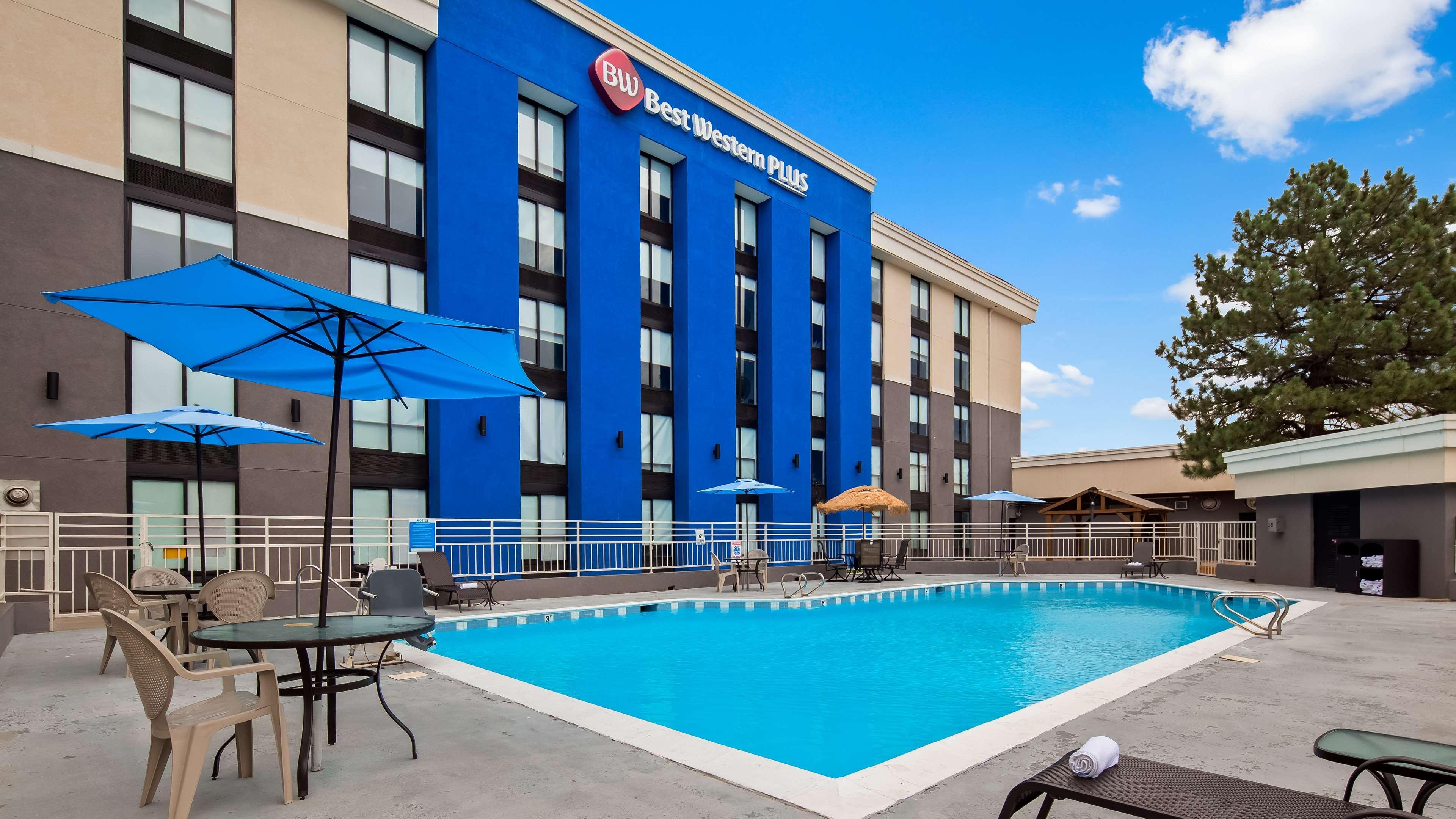Best Western Plus Executive Residency Denver-Central Park Hotel Exterior photo