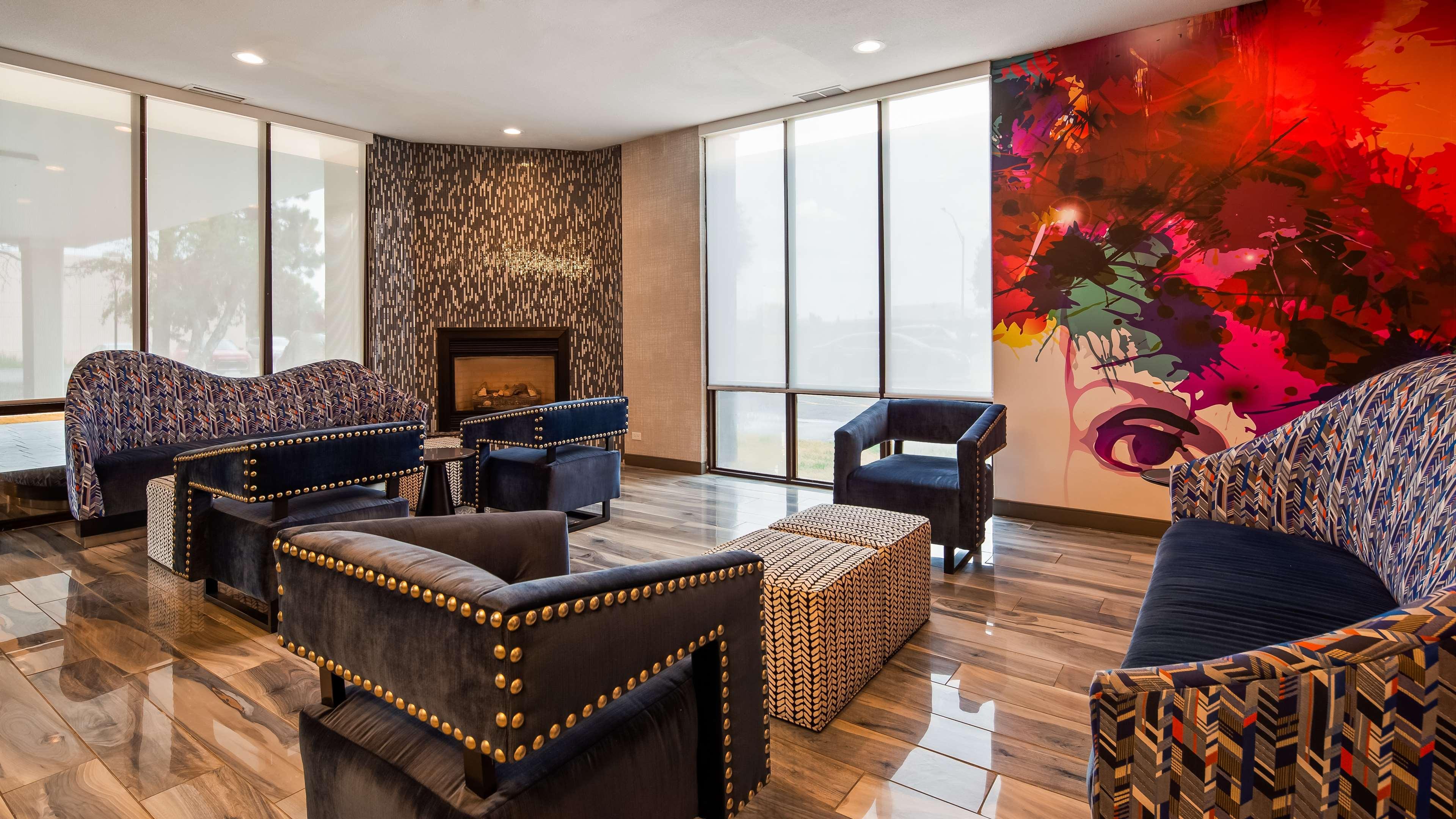 Best Western Plus Executive Residency Denver-Central Park Hotel Exterior photo