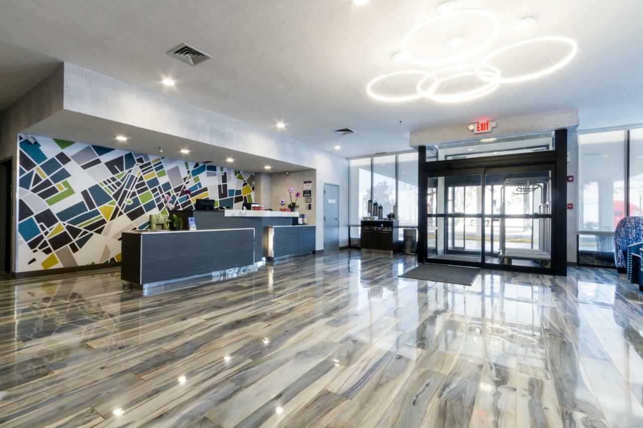 Best Western Plus Executive Residency Denver-Central Park Hotel Exterior photo