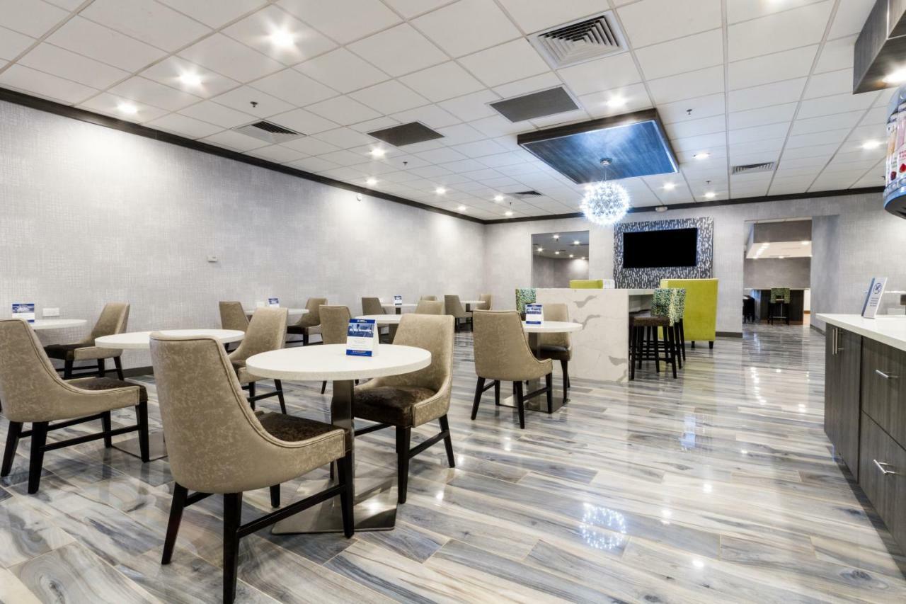 Best Western Plus Executive Residency Denver-Central Park Hotel Exterior photo